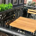 Guest house Utarit 3*