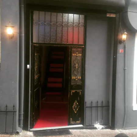 Utarit Pensión 5*